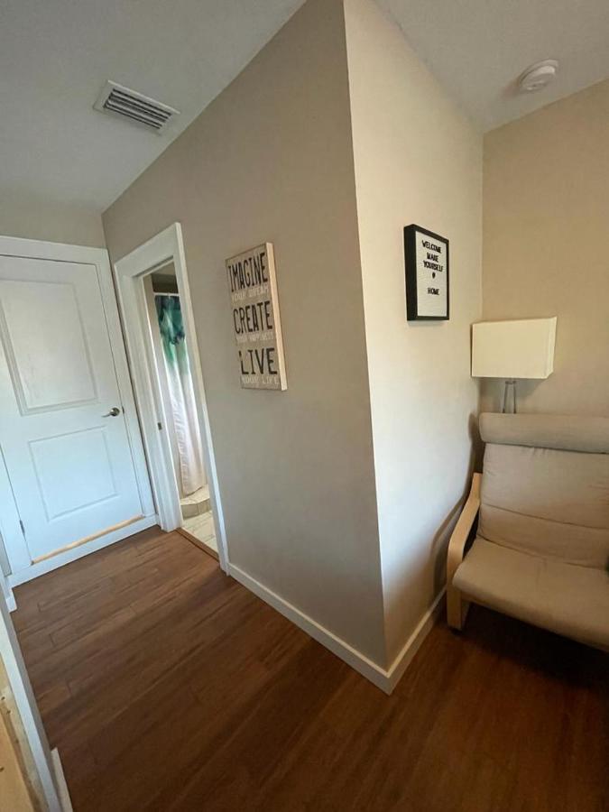 Quaint Guest Room Close To Siesta Key Sarasota Buitenkant foto